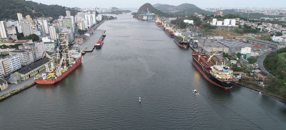 Porto de Vitória | Amart Shipping  | Despachante Aduaneiro | Desembaraço Aduaneiro | Agenciamento Marítimo